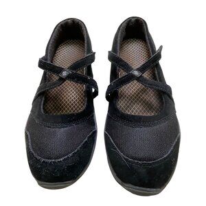 Black Mary Jane Style Shoes with Cross-Strap Design Rubber Soles & Mesh/Suede Up